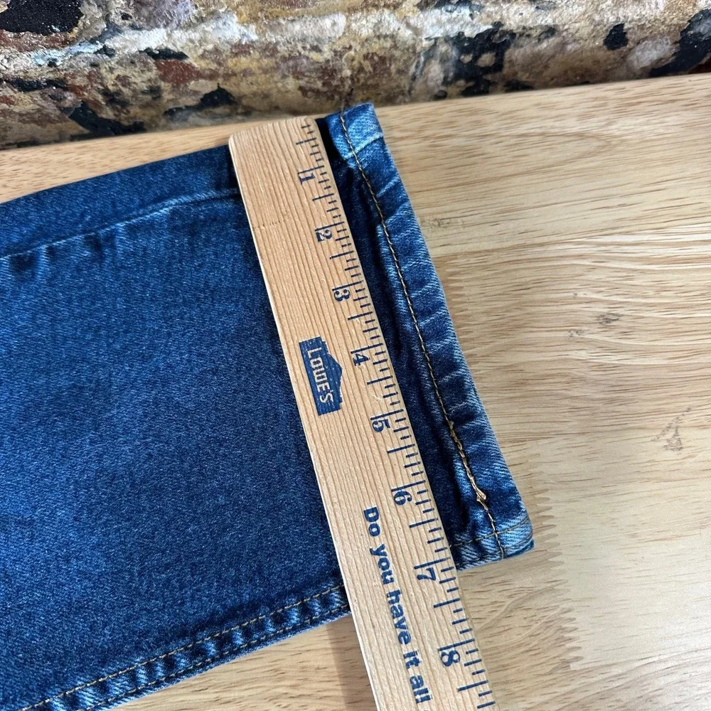 Levis 505 Jeans Mens 32x30 Regular Straight Fit Zip fly Modern Classic
